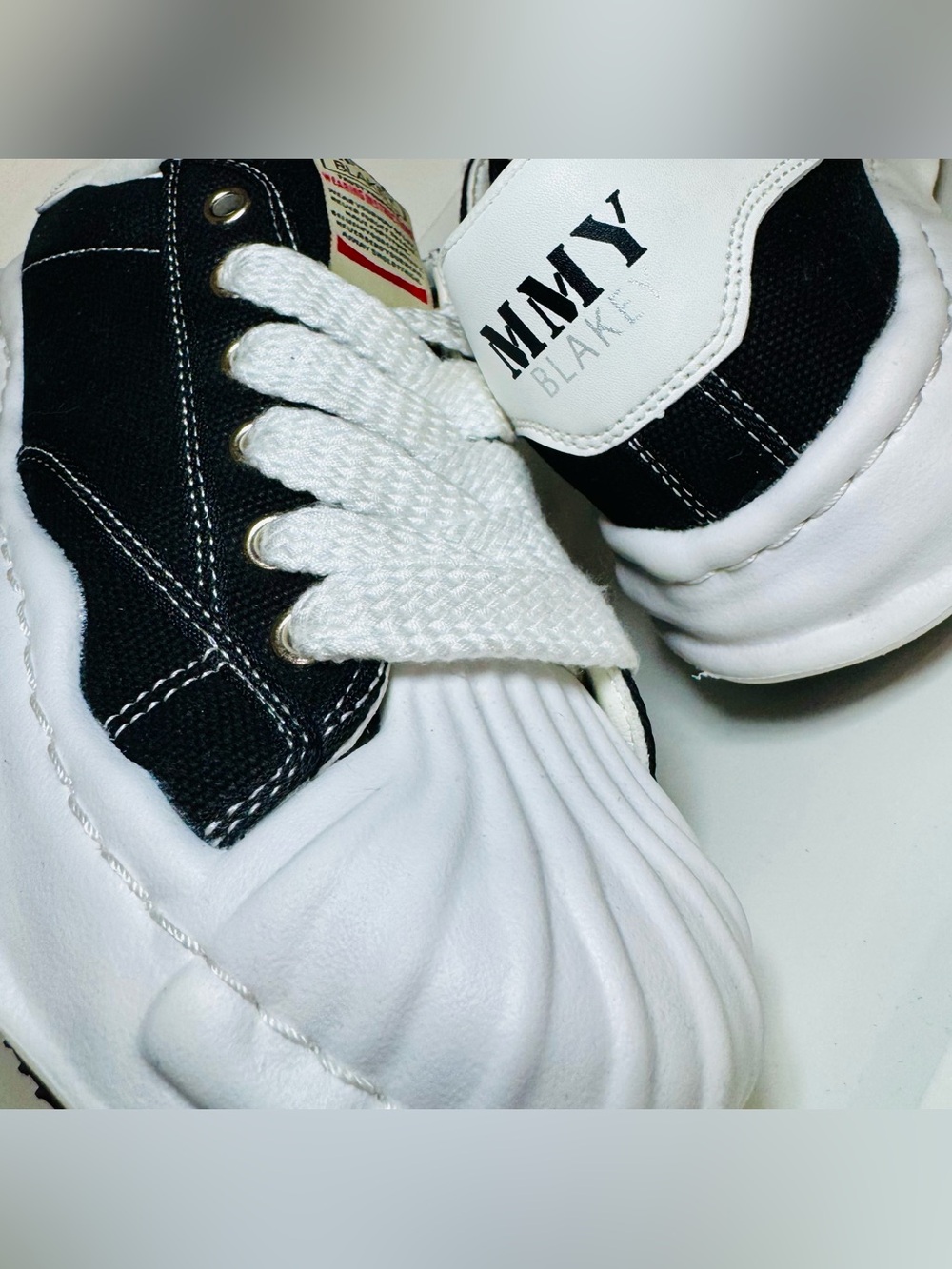 🫠 MMY Blakey Chunky Melted Sole Sneakers Black Canvas Pleated Toe EU 39 🫠